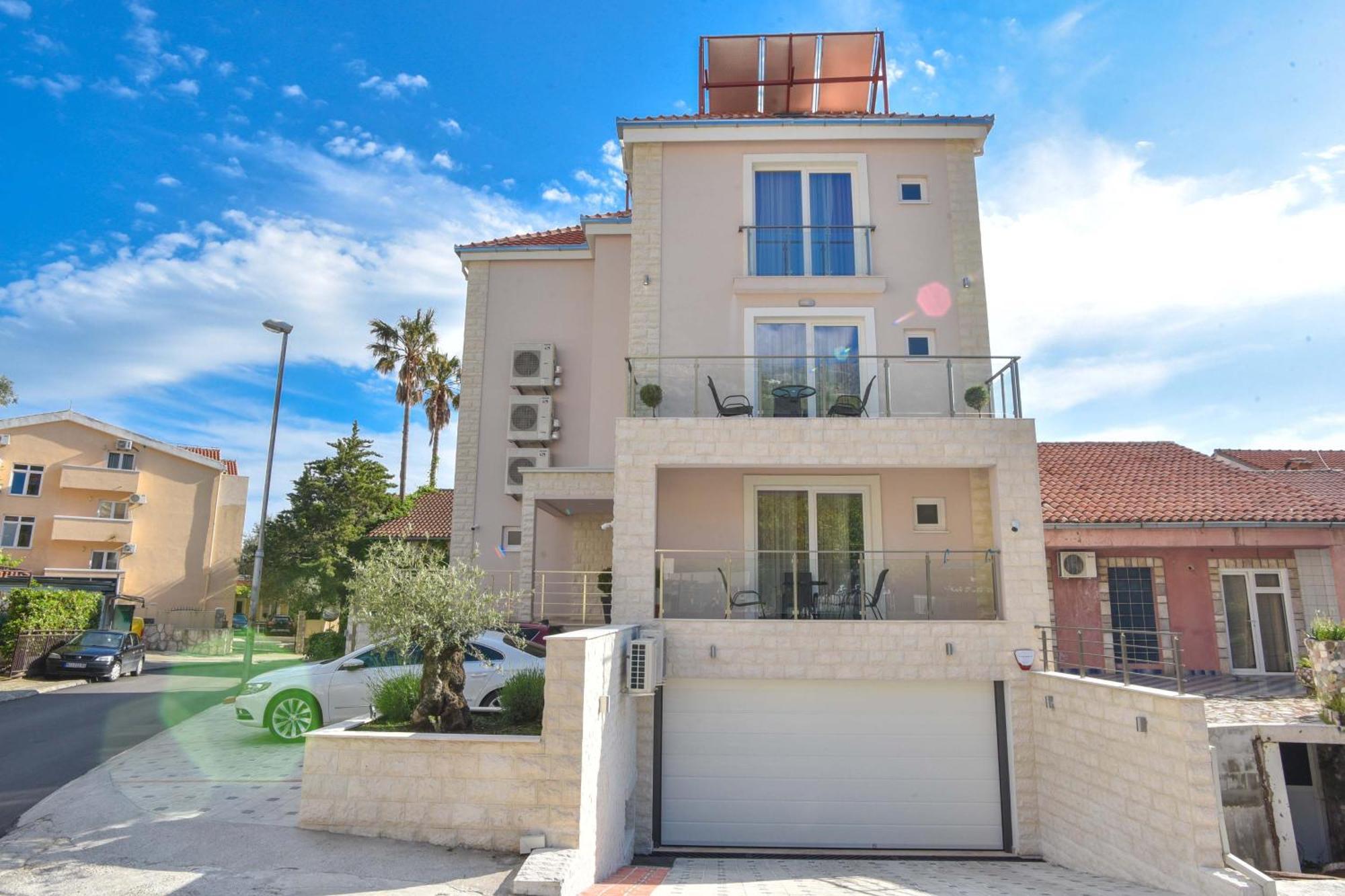 Apartment L Palace Budva Exterior photo